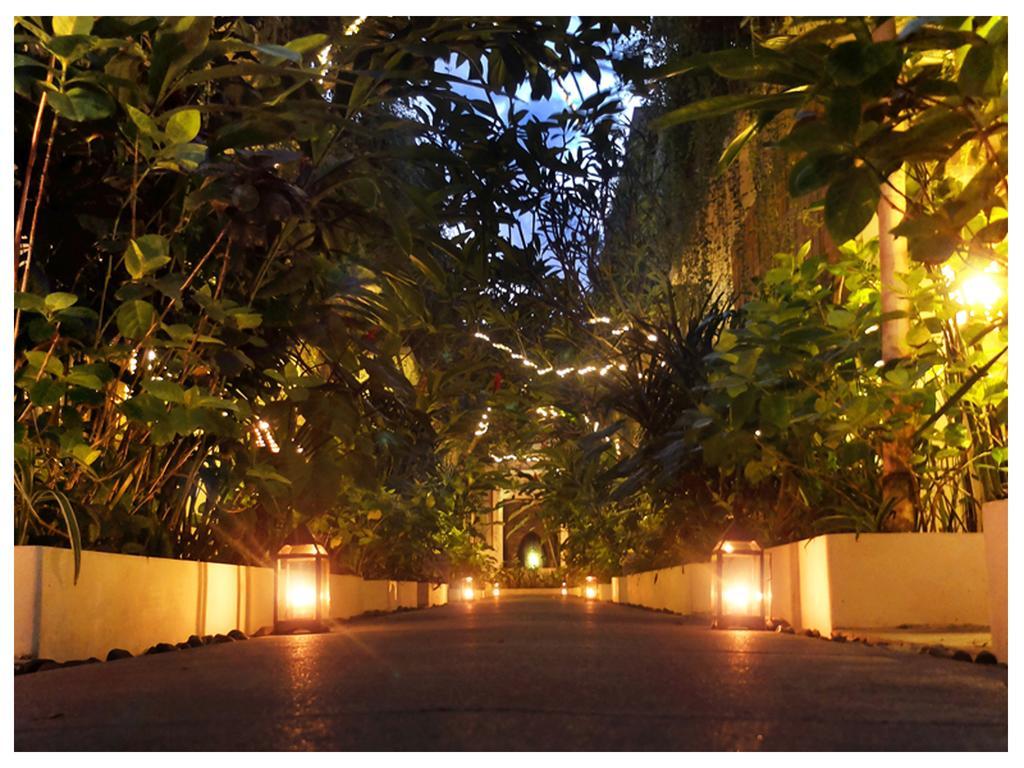 Arana Suite Legian Exterior foto