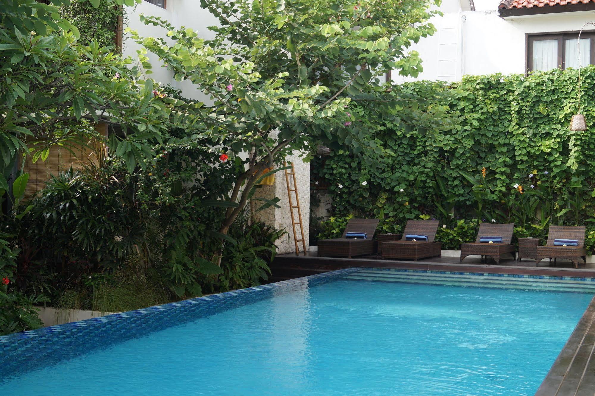 Arana Suite Legian Exterior foto